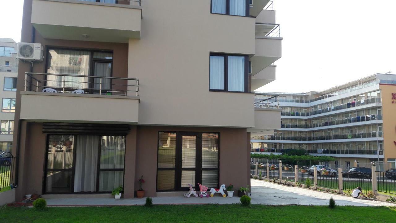 Casa Del Mar Hotel Primorsko Exterior photo