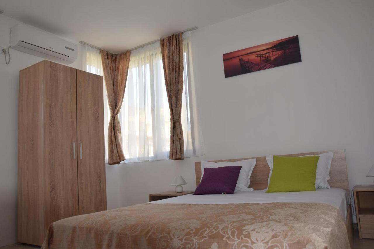 Casa Del Mar Hotel Primorsko Exterior photo